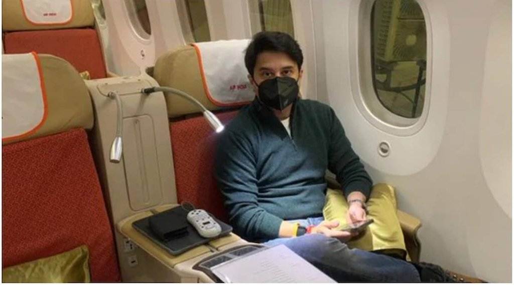 Scindia Viral Photo| Bobby Kataria| Bobby Kataria Plane |