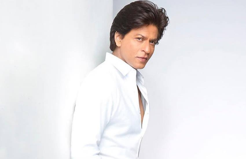 बॉलीवुड में कई ऐसे एक्टर्स हैं जो अपनी फिल्में रिलीज से पहले पूरी जरूर देखते हैं। वहीं कई एक्टर्स ऐसे भी हैं जो रिलीज से पहले या बाद में, अपनी फिल्में देखते ही नहीं हैं। अपनी ही फिल्में ना देखने के पीछे हर किसी के अपने अलग कारण हैं। 