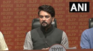 Manish Sisodia CBI raid | Union Minister slams AAP leader | Anurag Thakur