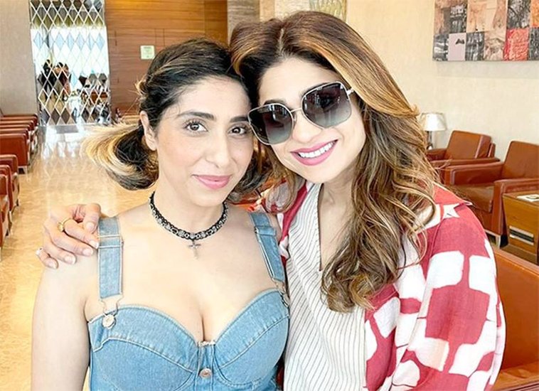 नेहा भसीन - शमिता शेट्टी।