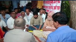 राजा भैया के पिता उदय प्रताप सिंह को हाउस अरेस्ट किया गया, कुंडा के एसडीएम ने लिया एक्शन