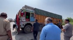 एक्शन में आए योगी आदित्यनाथ के ट्रांसपोर्ट मिनिस्टर, रेड के बाद अफसरों को ताबड़तोड़ किया सस्पेंड