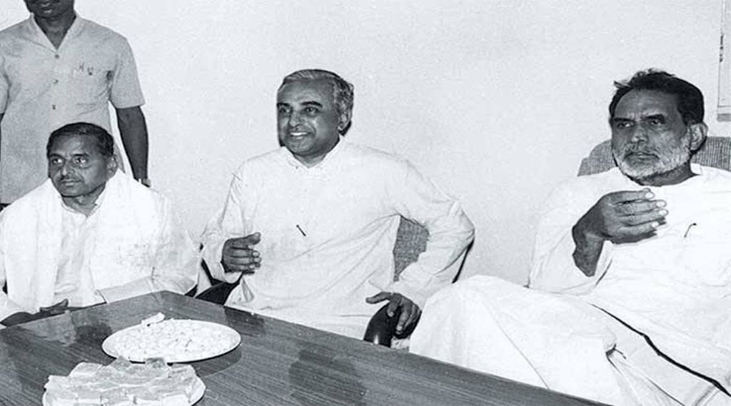 chandra shekhar, vp singh, mulayam singh