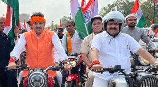 Manoj Tiwari, Entertainment