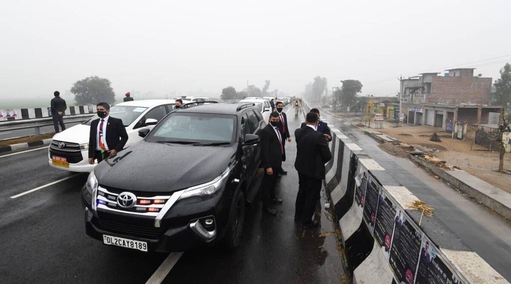 pm modi security breach| punjab