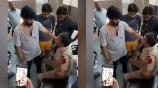Anand Vihar Police Station | delhi police | Delhi Cop Cornered Assualted By Mob
