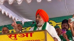 Lakhimpur Kheri Farmer Protest Update: धरना स्थल पर पानी को लेकर टिकैत ने दी UP सरकार को धमकी, कहा- अपना दिमाग ठीक कर लें