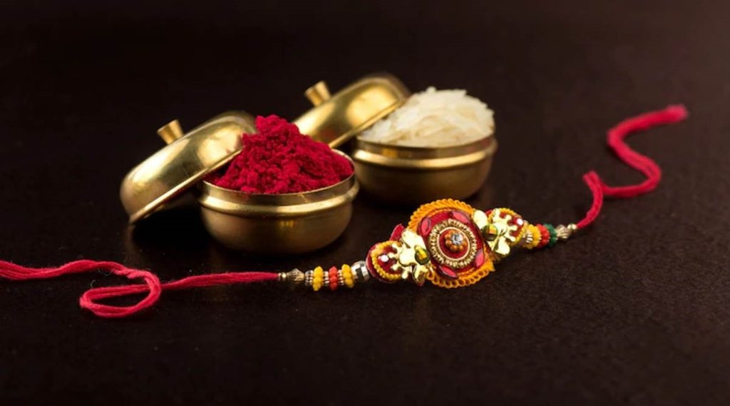 Raksha Bandhan 2022 Upay, Raksha Bandhan 2022, Raksha Bandhan Upay, Raksha Bandhan 2022, Goddess Lakshmi, रक्षाबंधन 2022, रक्षाबंधन उपाय,