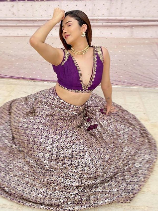 ridhima lehanga style