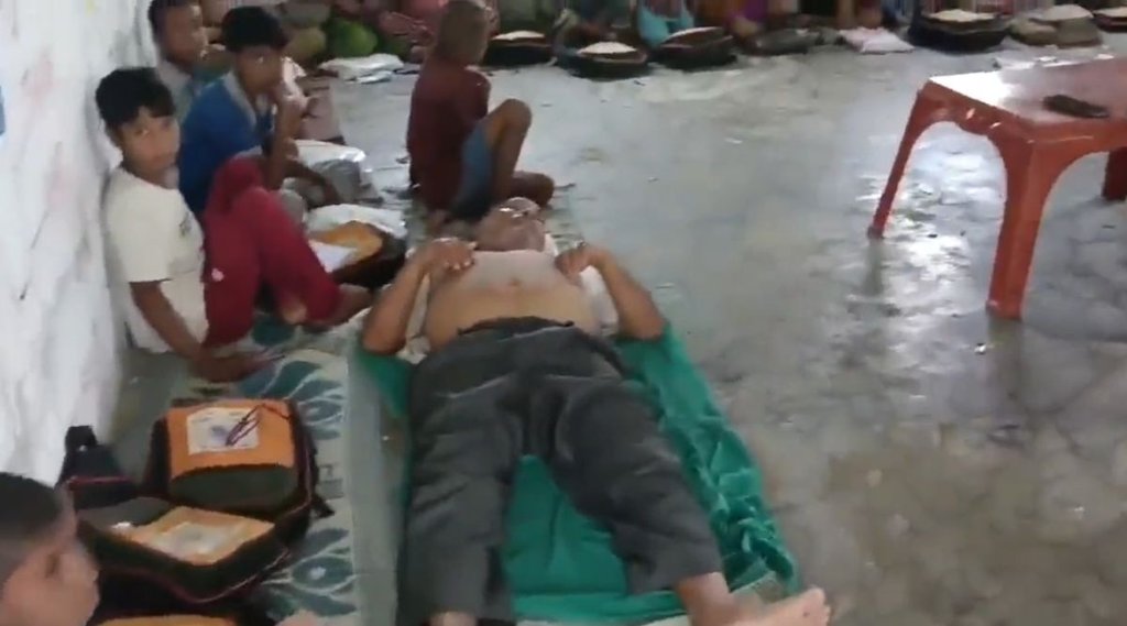 siddharth nagar teacher| UP govt school| siddharth nagar govt school| siddharth nagar teacher| UP govt school| siddharth nagar govt school|