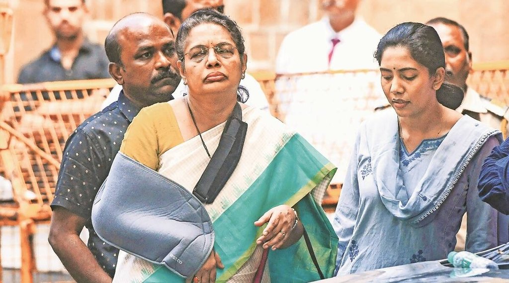 Mumbai, Uddhav Thackeray Sanjay Raut, Raut wife, Versha Raut, ED, 9 hour long interrogation, Shivsena Mumbai, Uddhav Thackeray Sanjay Raut, Raut wife, Versha Raut, ED, 9 hour long interrogation, Shivsena