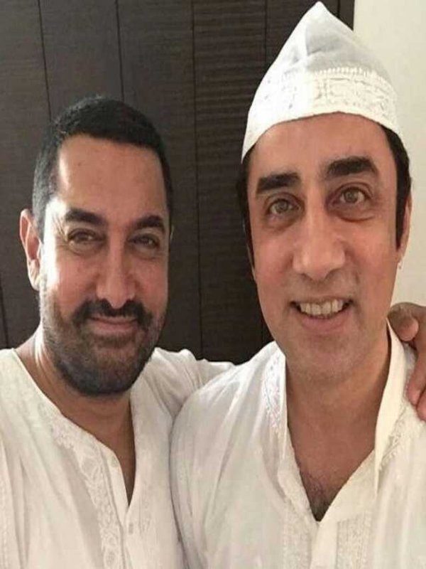 AAMIR KHAN VS FAISAL KHAN - BROTHER FIGHT