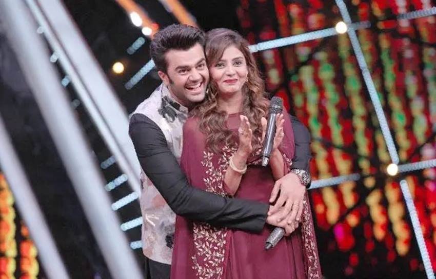 Maniesh Paul: एक्टर मनीष पॉल ने भी अपने करियर में काफी उतार चढ़ाव देखे हैं। मनीष खुद कई बार नेशनल टीवी पर बती चुके हैं कि वह कई बार लंबे समय तक बेरोजगार रहे। ऐसे समय में हमेशा उनकी पत्नी ने आर्थिक जिम्मेदारी खुद संभाली।