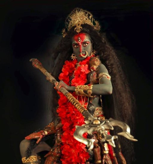 Pooja B Sharma: एक्ट्रेस पूजा शर्मा ने टीवी सीरियल महाकाली में मां काली का जबरदस्त किरदार निभाया था।