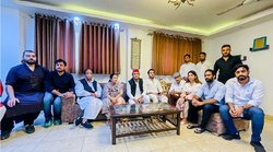 गंगाराम अस्पताल से डिस्चार्ज हुए आजम खान से मिलने पहुंचे अखिलेश यादव, राष्ट्रीय सम्मेलन में किया आमंत्रित