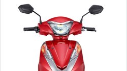 एंटी थेफ्ट अलार्म वाला ये इलेक्ट्रिक स्कूटर करता है 121 km रेंज का दावा, जानें कीमत, फीचर्स और टॉप स्पीड