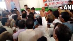 असम में आपस में भिड़े कांग्रेस कार्यकर्ता, सोशल मीडिया पर हुई जमकर किरकिरी