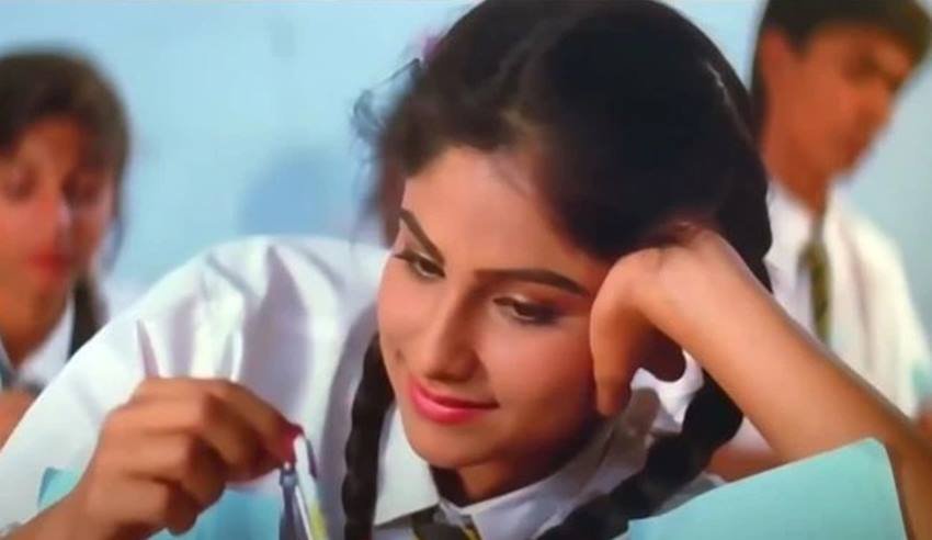 आयशा जुल्का का नाम उनके कई को-एक्टर्स संग जुड़ा। हालांकि नाना पाटेकर संग उनके रिश्ते की कुछ ज्यादा ही चर्चा रही।