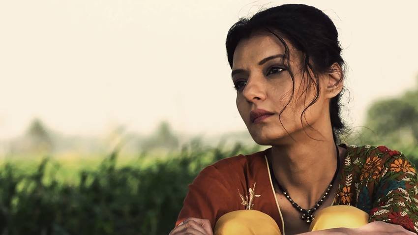 Akshay Kumar Actress Barkha Madaan: कई बॉलीवुड एक्ट्रेसेस ऐसी हैं जो सिनेमा की दुनिया को अलविदा कह चुकी हैं। इनमें से कोई परिवार संभाल रहा है तो वहीं किसी ने खुद को बिजनेस में बिजी कर लिया है। एक एक्ट्रेस ऐसी भी हैं जिन्होंने फिल्मी दुनिया को अलविदा कहा और बौद्ध भिक्षु बन गईं। इनका नाम है बरखा मदान।