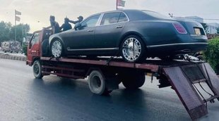 Bentley Mulsanne Car | London | Karachi | लंदन से चुराई गई बेंटले मल्सैन कराची से बरामद