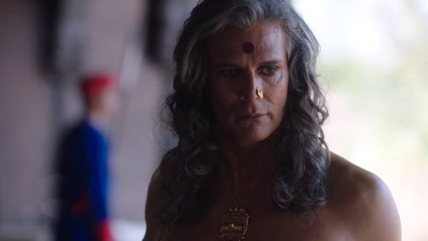 फिल्मों और वेब सीरीज (Web Series) में बोल्ड सीन बेहद आम बात है। बात सिर्फ वेब सीरीज की करें तो ऐसी कई सीरीज हैं जिनमें इंटीमेट सीन्स की भरमार है। ऐसी ही एक वेब सीरीज थी पौरुषपुर (Paurushpur)। आल्ट बालाजी (Alt Balaji) की ये सीरीज अपने बोल्ड कंटेंट के लिए चर्चा में थी।