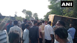 mp news, Sagar Bus Accident , Sagar Road Accident, School Bus Accident