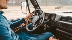 Car Care Tips: पहली बार खरीदा है कार तो इन बातों का रखें ख्‍याल, ऐसे रखें वाहन को सुरक्षित