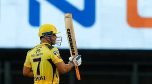 Monty Panesar | MS Dhoni | CSK