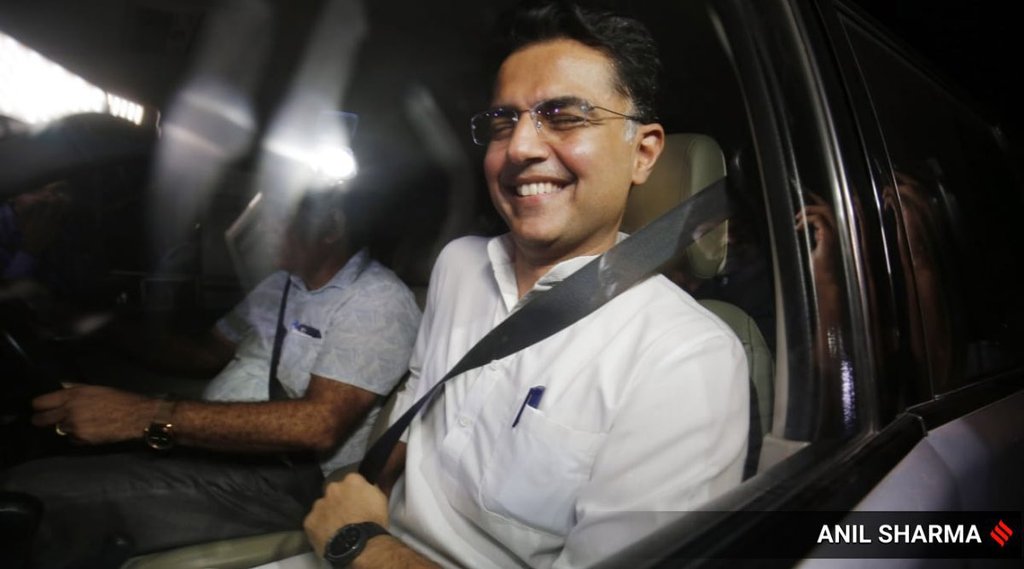 सचिन पायलट ने सोनिया गांधी से मुलाकात की (फोटो क्रेडिट - अनिल शर्मा) 