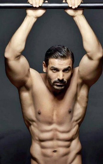 जॉन अब्राहम शाहरुख खान की फिल्म पठान में विलेन के किरदार में दिखेंगे। (Photo: John Abraham Insta)