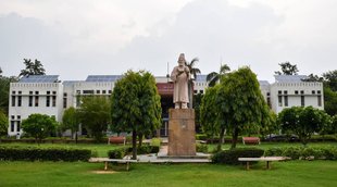 Holy Family Hospital, Delhi News, Firing in Holy Family Hospital