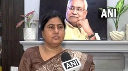 बिहारः बीमा भारती को नोटिस देकर पलट गईं नीतीश कुमार की मंत्री लेसी सिंह, जानिए क्यों