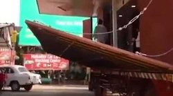 VIDEO: ट्रक पर बनाया 200 लोगों की क्षमता वाला यूनिक मैरिज हॉल, आनंद महिंद्रा ने डिजाइन करने वाले से मिलने की जताई इच्‍छा