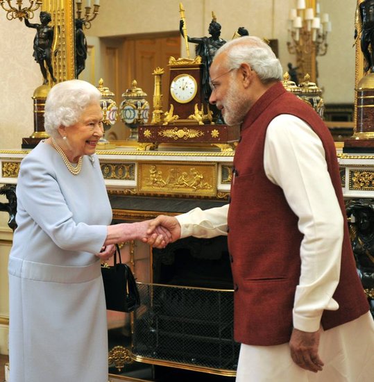 नरेंद्र मोदी संग क्वीन की मुलाकात कई बार हुई।
