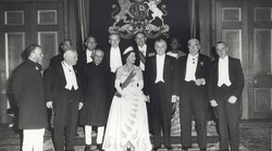 बाघों के शिकार के लिए बछड़े का चारा बनाना चाहती थीं एलिजाबेथ द्वितीय, नेहरू ने कर दिया था मना