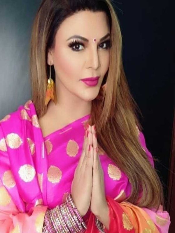RAKHI SAWANT IN SIMPLE LOOK