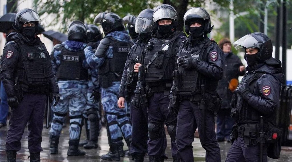 Firing In Russia , Russia School Shooting, Gun Attack at Russian School, Moscow