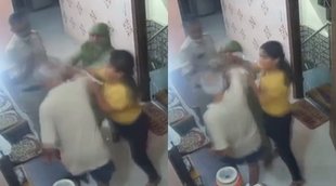 Delhi police | SI beaten father in law | महिला SI ने बुजुर्ग ससुर पर बरसा दिए थप्पड़ | laxmi nagar