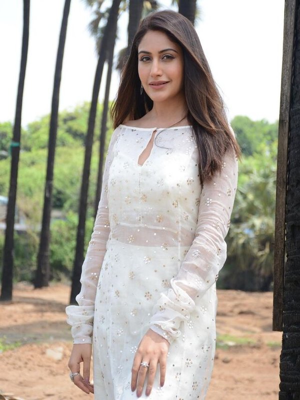 SURBHI CHANDANA IN WHITE SUIT STYLE