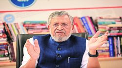 बिहार में नीतीश का कोई भविष्य नहीं