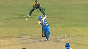 RSWS Sachin Tendulkar hits OTT shot against South Africa Legends Twitter Users