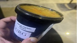 Zomato पर हैदराबाद से गुरुग्राम मंगवाई बिरयानी, मिला सिर्फ सालन का डिब्‍बा