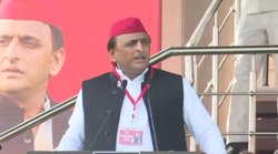 सपा का राज्य सम्मेलन: नरेश उत्तम फिर बने प्रदेश अध्यक्ष, 2019 में मायावती के साथ गठबंधन का जिक्र कर क्या बोले अखिलेश यादव