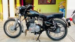 Royal Enfield Bullet 350 की कीमत डेढ़ लाख लेकिन 50 हजार में यहां मिल रही है ये क्रूजर बाइक, पढ़ें ऑफर