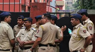 gujrat| jammu and kashmir| police|
