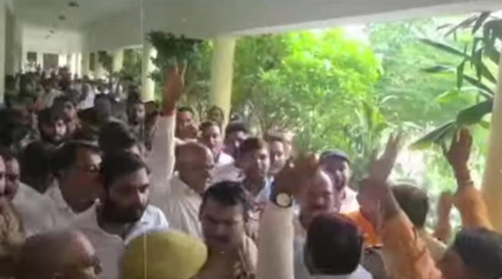 uttar pradesh| azamgarh| bjp workers