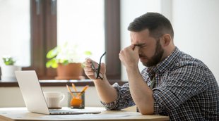 what causes b12 deficiency, b12 deficiency neurological symptoms, b12 deficiency feel like i am dying, vitamin b12 side effects,