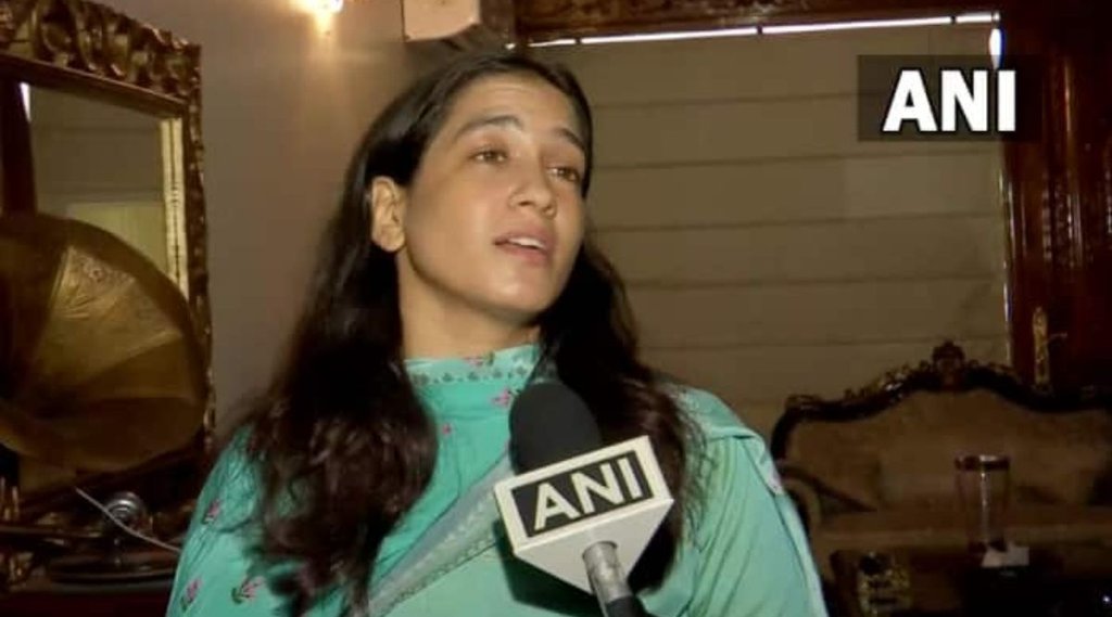 anu tyagi| srikant tyagi| noida anu tyagi| srikant tyagi| noida