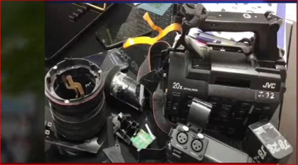 Delhi CM Kejariwal, Attack on Media Delhi CM Kejariwal, Attack on Media