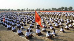 RSS पर एक नहीं तीन बार लग चुका है बैन, संघ ने SIMI पर प्रतिबंध का किया था विरोध